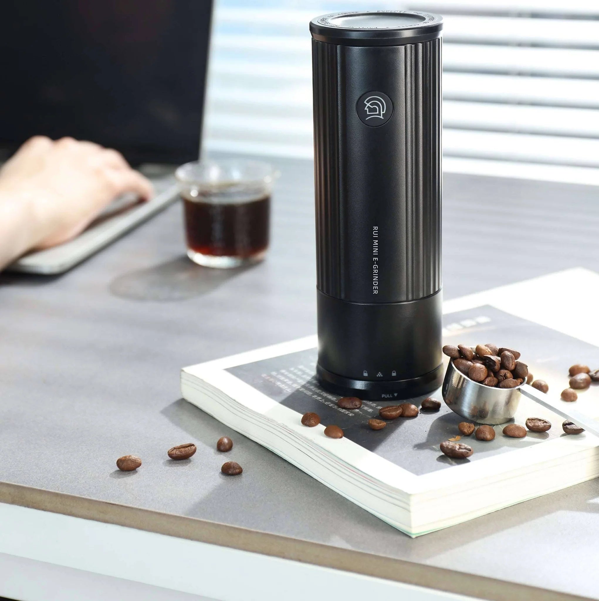 ZeroHero Rui Mini Portable Electric Grinder - White