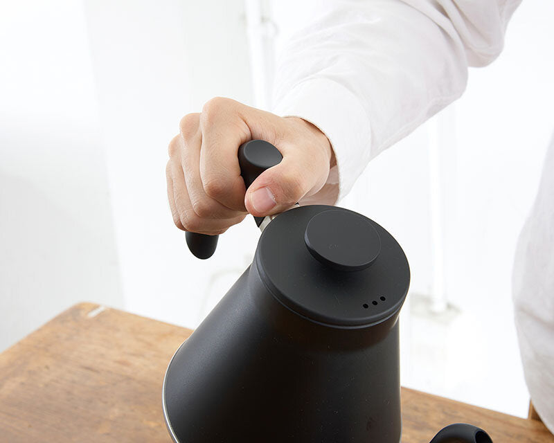 Hario Fit V60 Drip Kettle Black